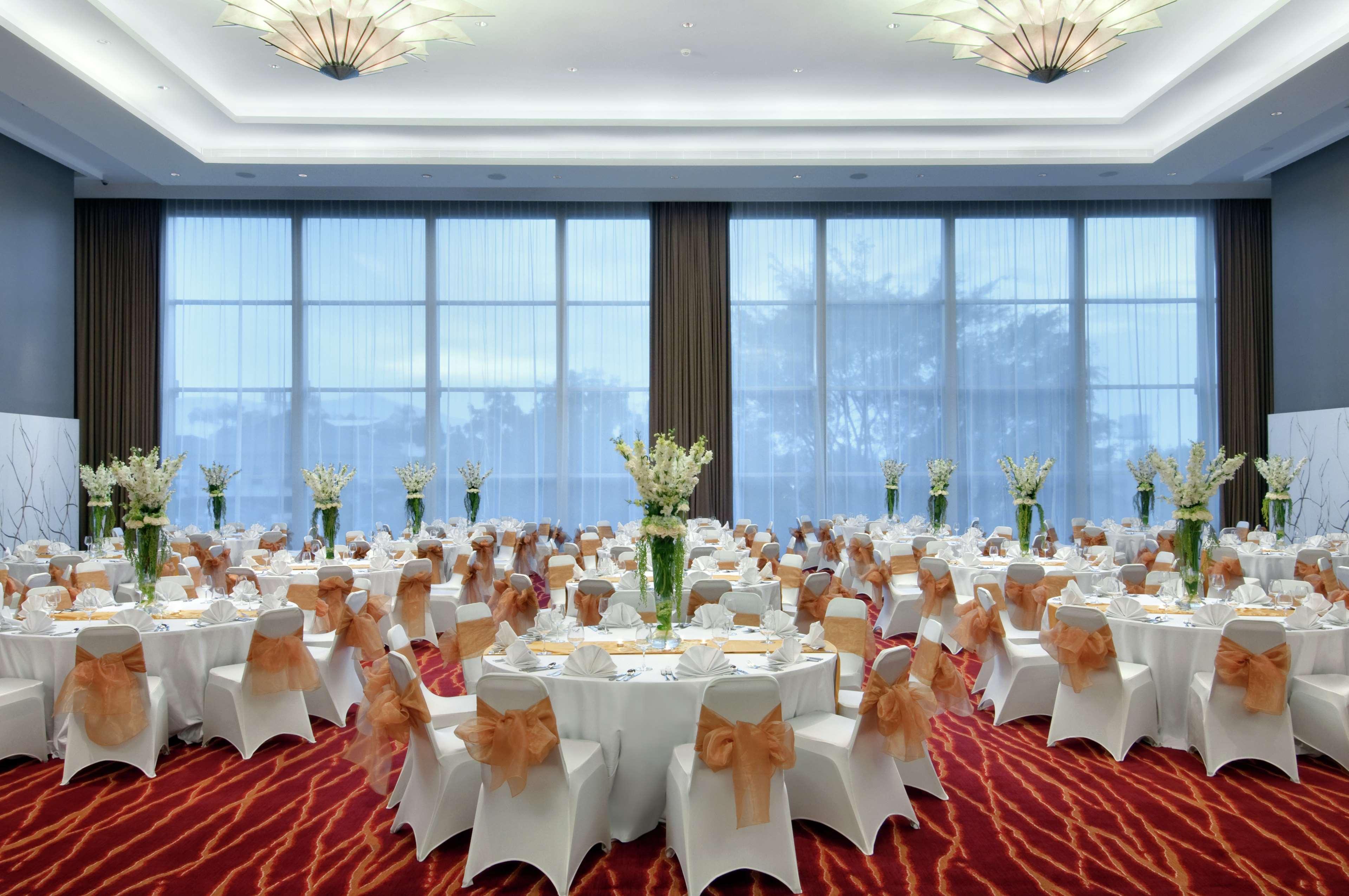 Hilton Bandung Hotell Eksteriør bilde
