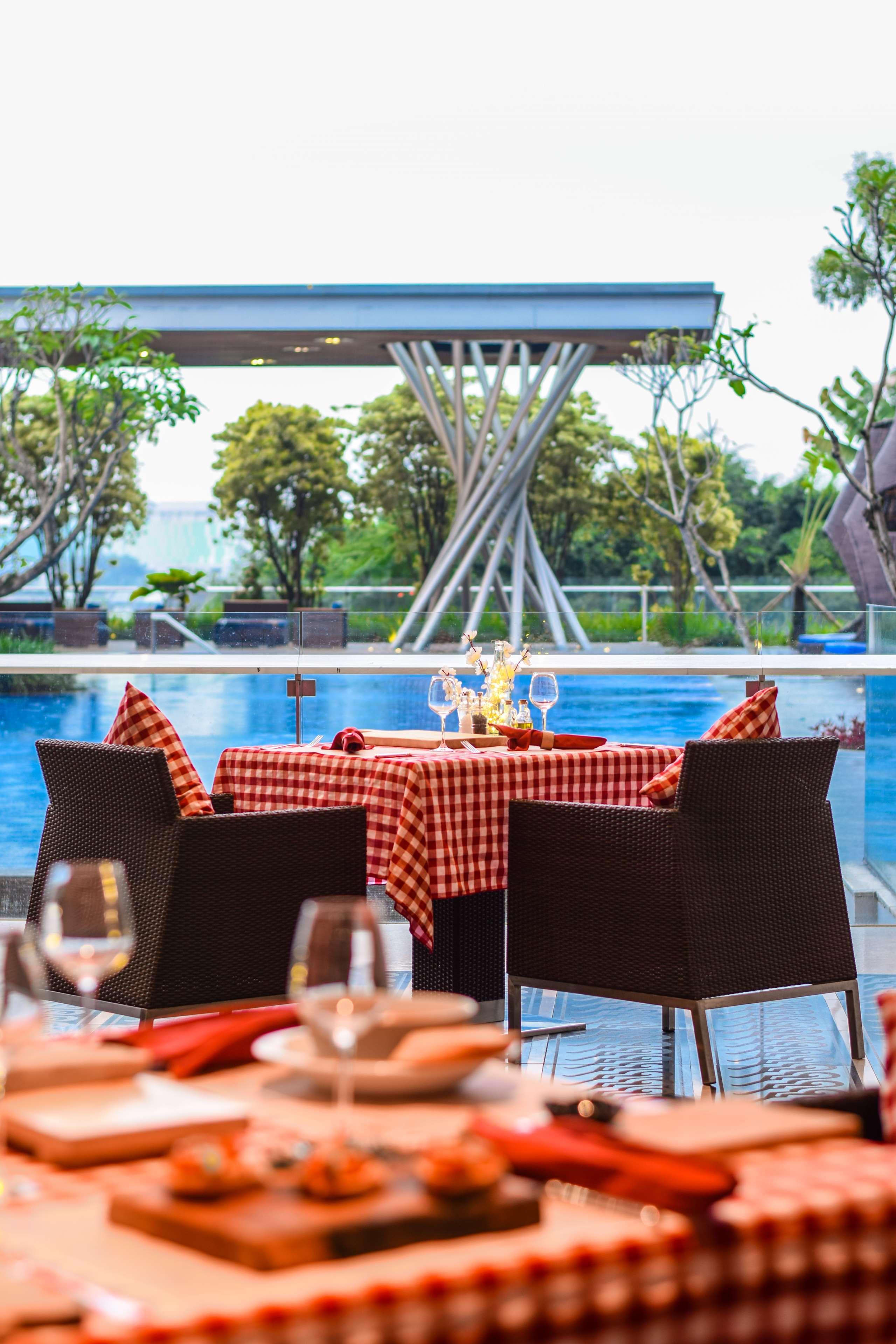 Hilton Bandung Hotell Eksteriør bilde