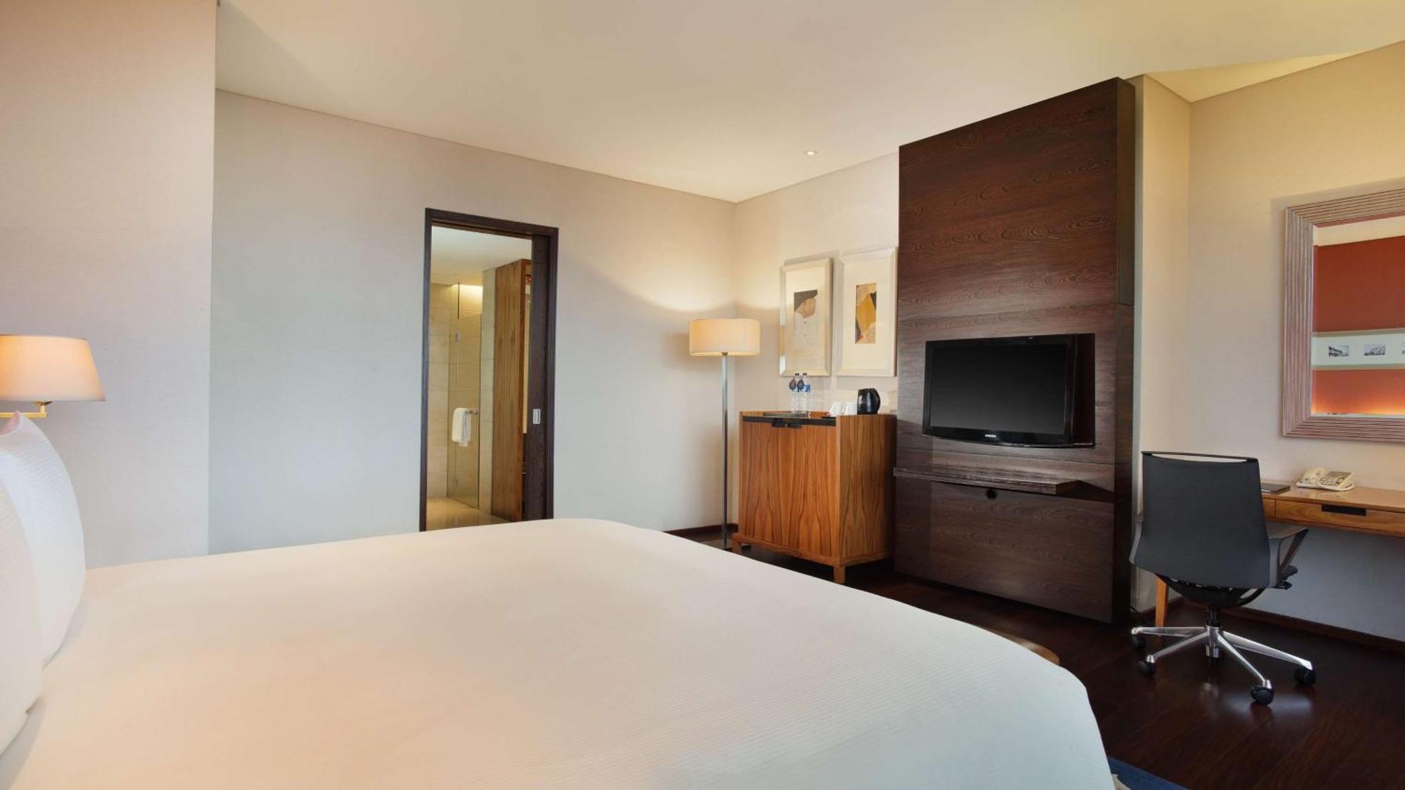 Hilton Bandung Hotell Eksteriør bilde