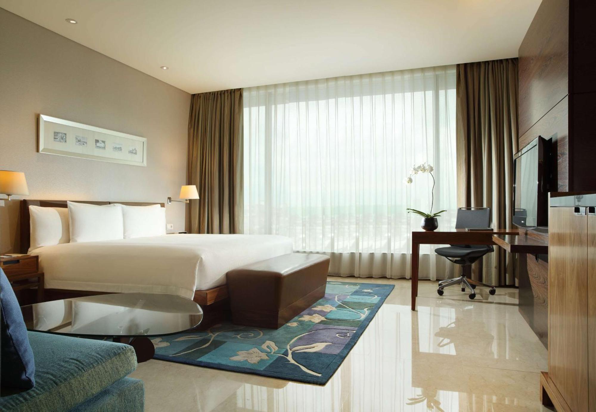 Hilton Bandung Hotell Eksteriør bilde