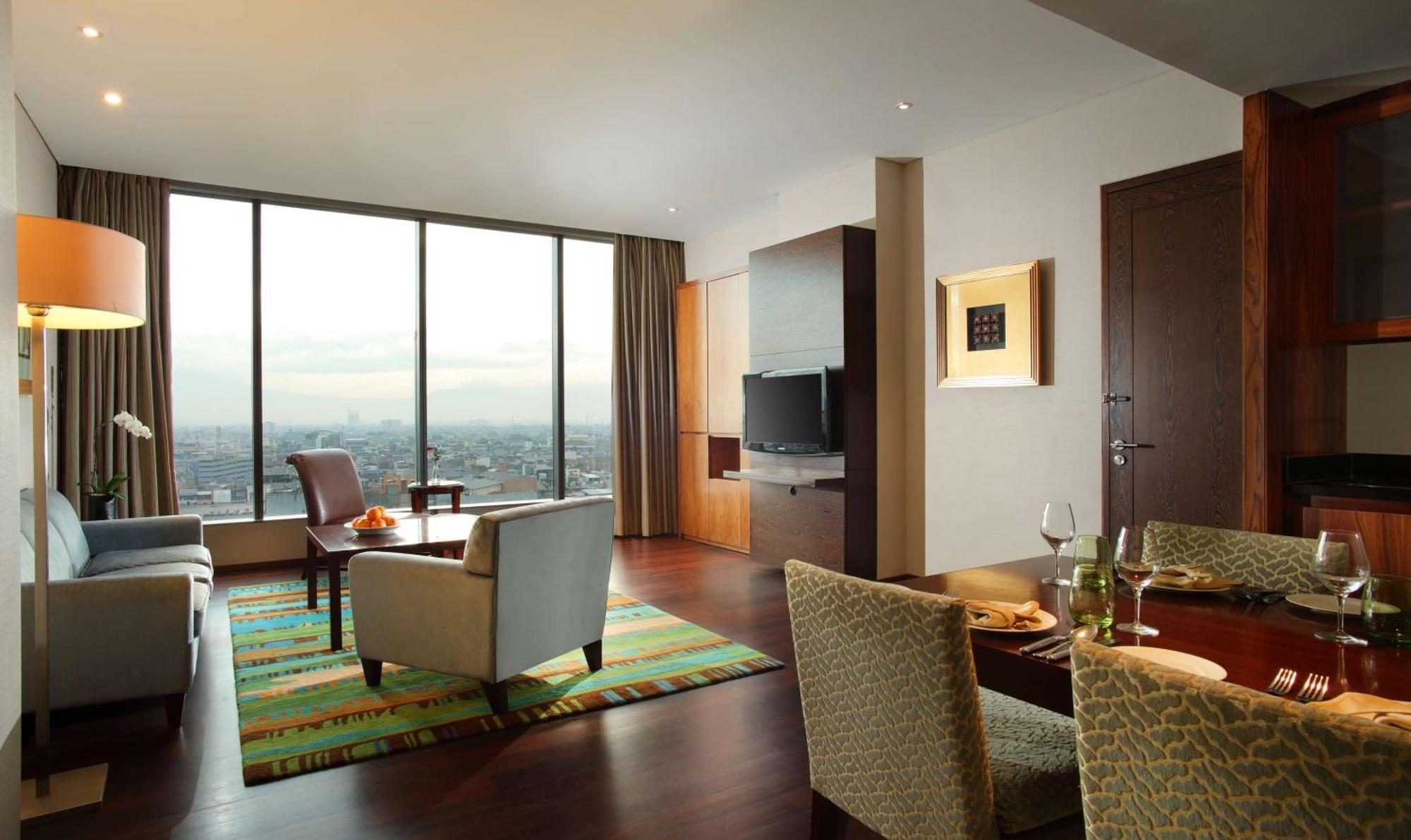 Hilton Bandung Hotell Eksteriør bilde