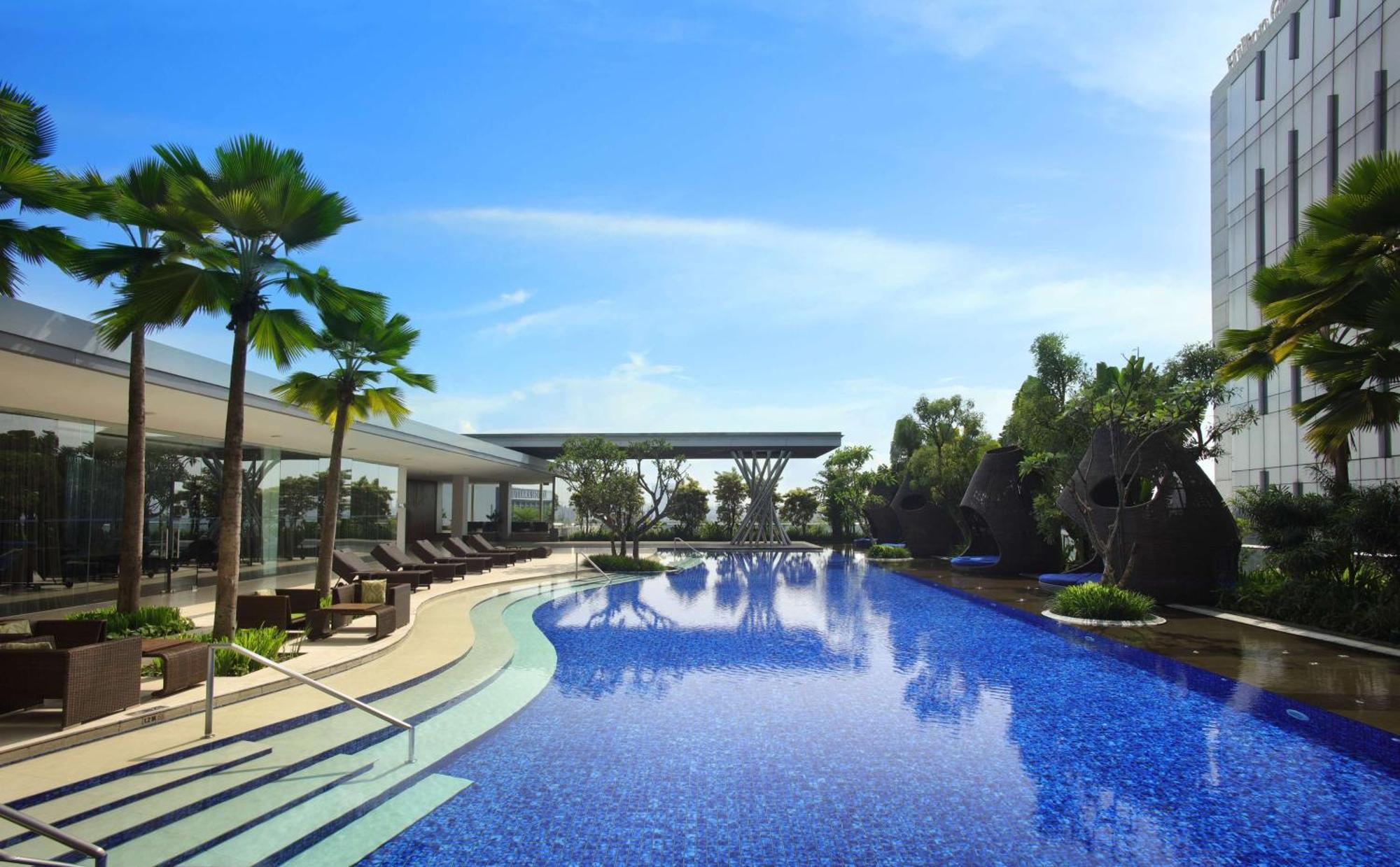 Hilton Bandung Hotell Eksteriør bilde